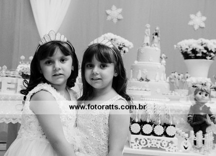 Aniversário 05 Anos Fernanda e Gabriela dia 25/06/2014 na Mercearia Kids.