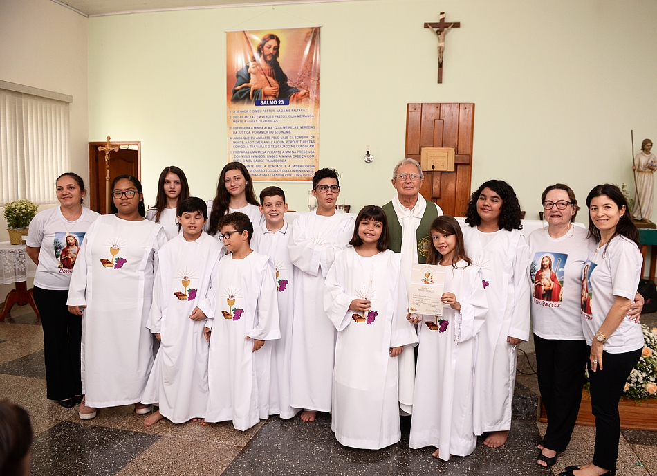 1º Comunhão  Igreja  Bom Pastor