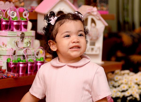 02 Anos Mariah Fares