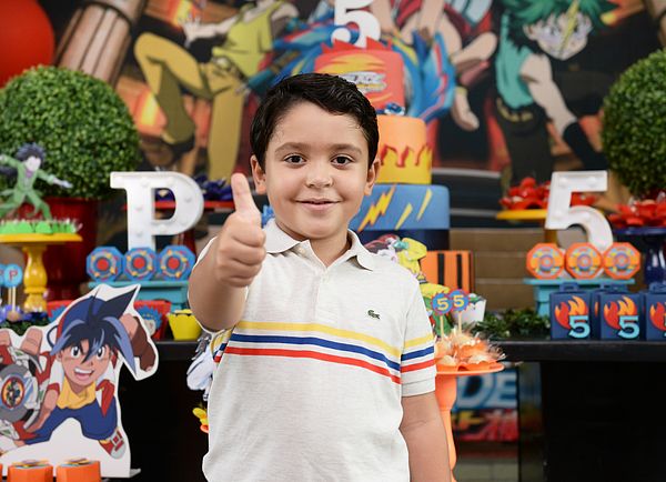 05 Anos Pedro