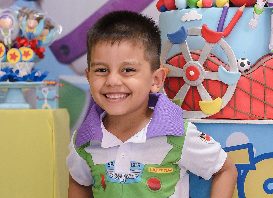 04 Anos Antonio