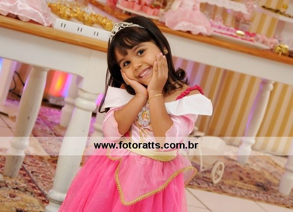 04 Anos Amanda dia 02/07/2014 no Buffet Colossu